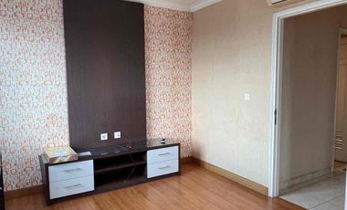 Double Balcony, Apartement Frenchwalk Di Kelapa Gading Jakarta Utara