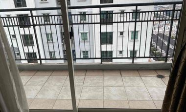 Double Balcony, Apartement Frenchwalk Di Kelapa Gading Jakarta Utara