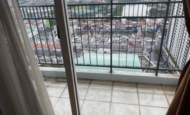 Double Balcony, Apartement Frenchwalk Di Kelapa Gading Jakarta Utara