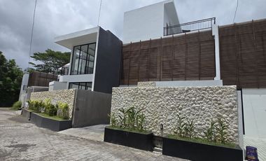 Dijual Villa Eksklusif di Cluster Elite Nusa dua