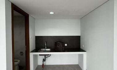 Dijual Cepat Office Kantor Soho The Smith Alam Sutera 151m2 Corner Tangerang