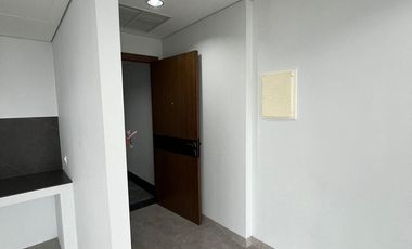 Dijual Cepat Office Kantor Soho The Smith Alam Sutera 151m2 Corner Tangerang