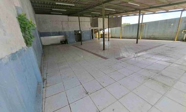 Ruko strategis, fasilitas lengkap, ada akses lift barang