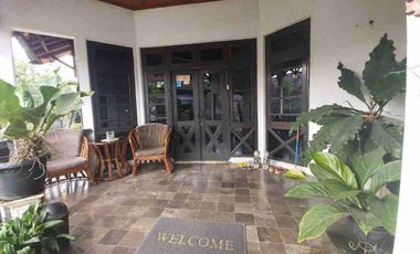 Rumah Sultan Luas Sejuk Asri + Aula Dkt Bandara Adi sucipto Maguwoharjo Sleman yogjakarta