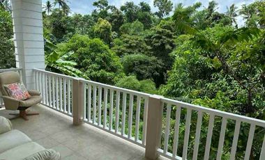 Beautiful resort / farm home in Tagaytay Midlands