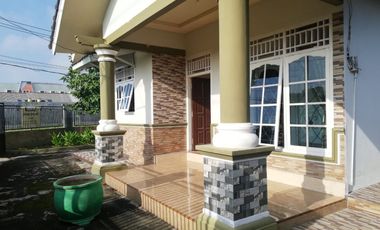 DIJUAL RUMAH HOOK JALAN BUNGUR PUSAT KOTA METRO LAMPUNG