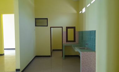 Spacious House for Rent in Wisma Mojongapit Indah, Jombang