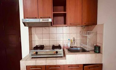Butuh Uang ! Apartemen Mediterania 1 Tanjung Duren 2 KT Furnish Lantai Rendah