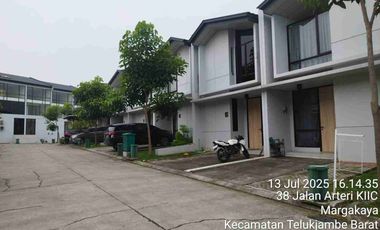 Dikontrakan Rumah 3 KT & 3 KM 2 Lantai Full Furnish di Kawasan KIIC Karawang.