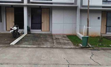 Dikontrakan Rumah 3 KT & 3 KM 2 Lantai Full Furnish di Kawasan KIIC Karawang.