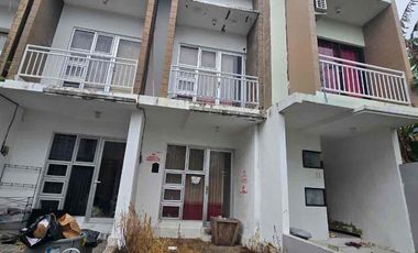 Dijual rumah aset bank minimalis 2 lantai berlokasi di benoa