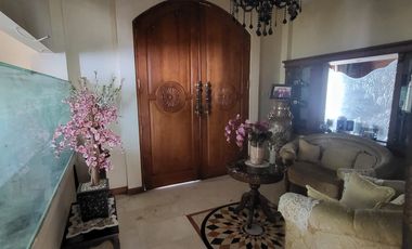 Rumah Gaya Classic Modern Strategis di Pusat Kota Cirebon