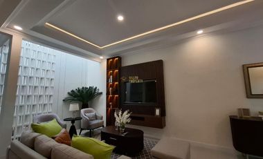 RUMAH MEWAH SIAP HUNI FURNISHED DI MAGUWOHARJO