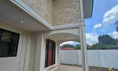 Elegant House and Lot