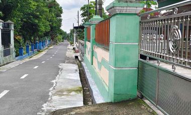 Rumah Luas Bagus Hawa Sejuk