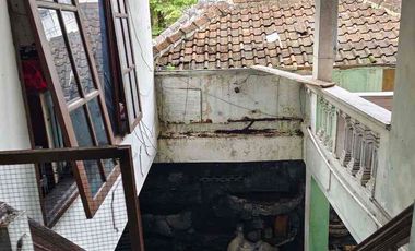 Rumah Strategis Tengah Kota Klaten Cocok Untuk Ruang Usaha