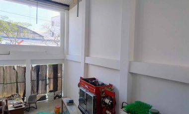 SE VENDE O SE ARRIENDA CON OPCIÓN DE COMPRA LOCAL COMERCIAL GRANDE EN “L” – ZONA CENTRO, YOPAL