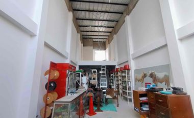 SE VENDE O SE ARRIENDA CON OPCIÓN DE COMPRA LOCAL COMERCIAL GRANDE EN “L” – ZONA CENTRO, YOPAL