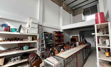 SE VENDE O SE ARRIENDA CON OPCIÓN DE COMPRA LOCAL COMERCIAL GRANDE EN “L” – ZONA CENTRO, YOPAL