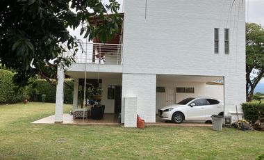 VENDO CASA EN LA MORADA A LAS AFUERAS DE CALI VALLE DEL CAUCA