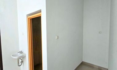 DP 15 jt rumah 2Lt di Ciganitri buahbatu dkt ciwastra margahayu bdg