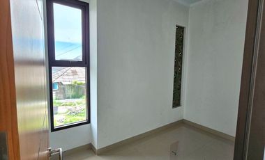 DP 15 jt rumah 2Lt di Ciganitri buahbatu dkt ciwastra margahayu bdg