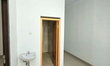 DP 15 jt rumah 2Lt di Ciganitri buahbatu dkt ciwastra margahayu bdg