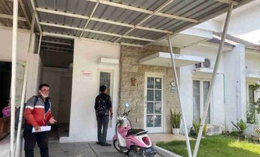 Dijual Via Lelang Rumah lokasi Mandiri Residence Cluster Magnolia Village Krian Sidoarjo