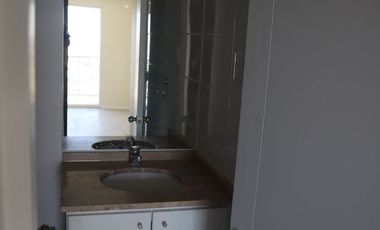Venta departamento 2D2B Arrendado + estacionamiento y bodega en Espacio Parque