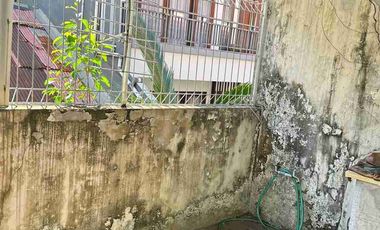 Best Deal, Rumah 3 Lantai Seharga Tanah di Denpasar Barat