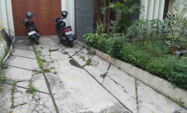 JUUAL CEPAT RUMAH DI KOMPLEK DPRD MARGASARI BUAH BATU BANDUNG