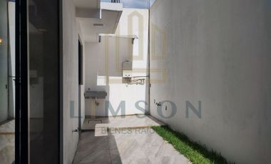Casa Nueva en Venta en San Antonio de la Cal