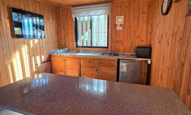 Linda cabaña en arriendo en Av Comercio, Pichilemu