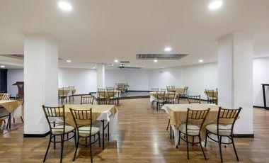 VENTA HOTEL / CENTRO DE NEGOCIOS EN LA AV. SOLANO