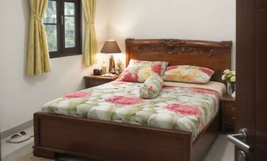 JUAL CEPAT BAGUS MURAH Rumah 2 Lantai TERAWAT 4 KAMAR TIDUR di Cisaranten Arcamanik Bandung dijual