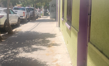 Arriendo casa amplia con patio en Diego Echeverría Quillota