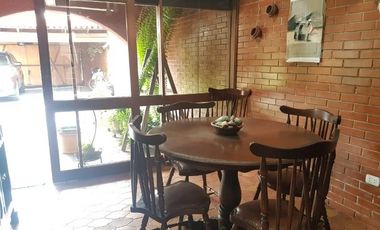 VENDO CASA EN SAN ISIDRO