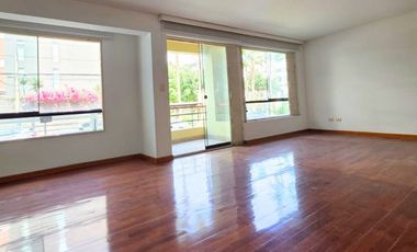 VENDO DEPARTAMENTO FRENTE A PARQUE EN MONTERRICO SURCO