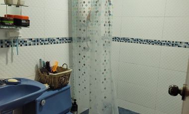 ¡Rentabilidad Inmediata! Edificio de 4 Departamentos y Cerca a Universidades