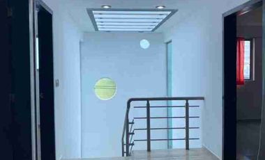 Residencia con alberca  en VENTA ubicada en Fraccionamiento Paraiso, Coatzacoalcos, Ver.