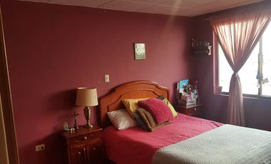 VENDO CASA  en Cuenca