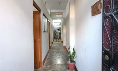 Una casita sencilla, pero tuya, para que vivas tu vida a tu manera, sin que nadie te diga qué hacer.