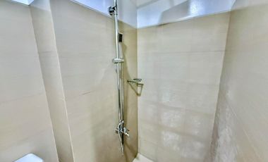 SUPER RUSH SALE 1BR Unit at Shore Residences facing Amenties