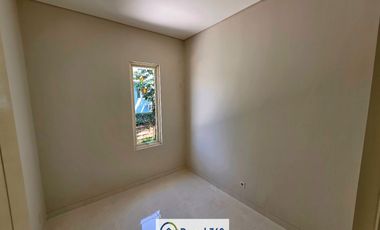 Jual Rumah Renovasi Rapi Siap Huni Sevilla Park BSD Tangerang SPR03