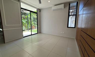 Casa de 4 recámaras en las Fincas Cholul