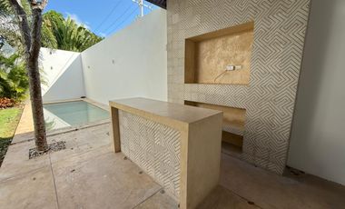 Casa de 4 recámaras en las Fincas Cholul