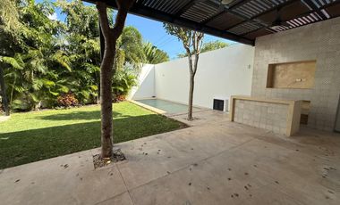 Casa de 4 recámaras en las Fincas Cholul