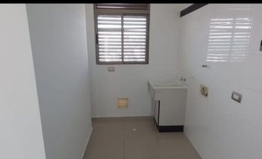 ARRIENDO APARTA ESTUDIO EN CABECERA