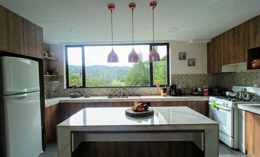 CASA EN VENTA TARQUI