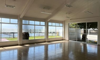 RENTA DE CASA EN VILLA TOSCANA EN FRENTE DE PARQUE 2000